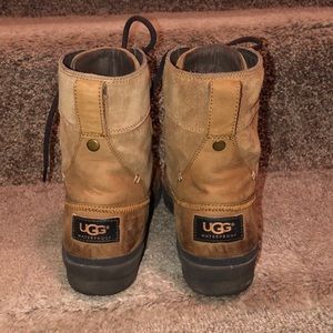 UGG Azaria winter boot